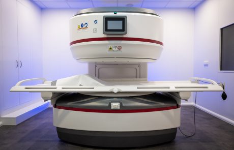 Ein offenes MRT in einer Radiologischen und Neurologischen Praxis (c) Kai R Joachim